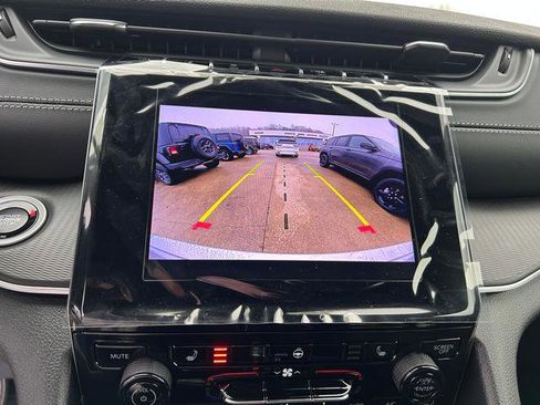 New 2025 Jeep Grand Cherokee 4WD image 13