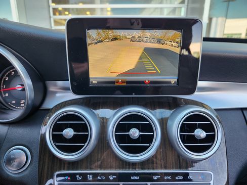 Used 2017 Mercedes-Benz C 300 Sedan image 17