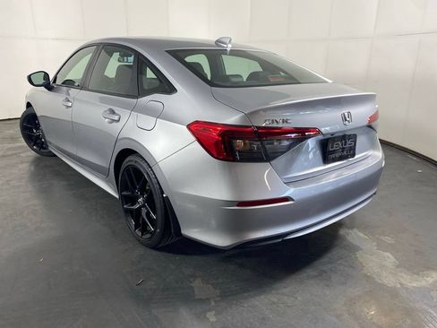 Used 2024 Honda Civic Sport image 10