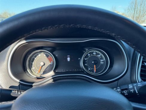 Used 2021 Jeep Cherokee Trailhawk w/ Sun, Sound & Nav Group image 16