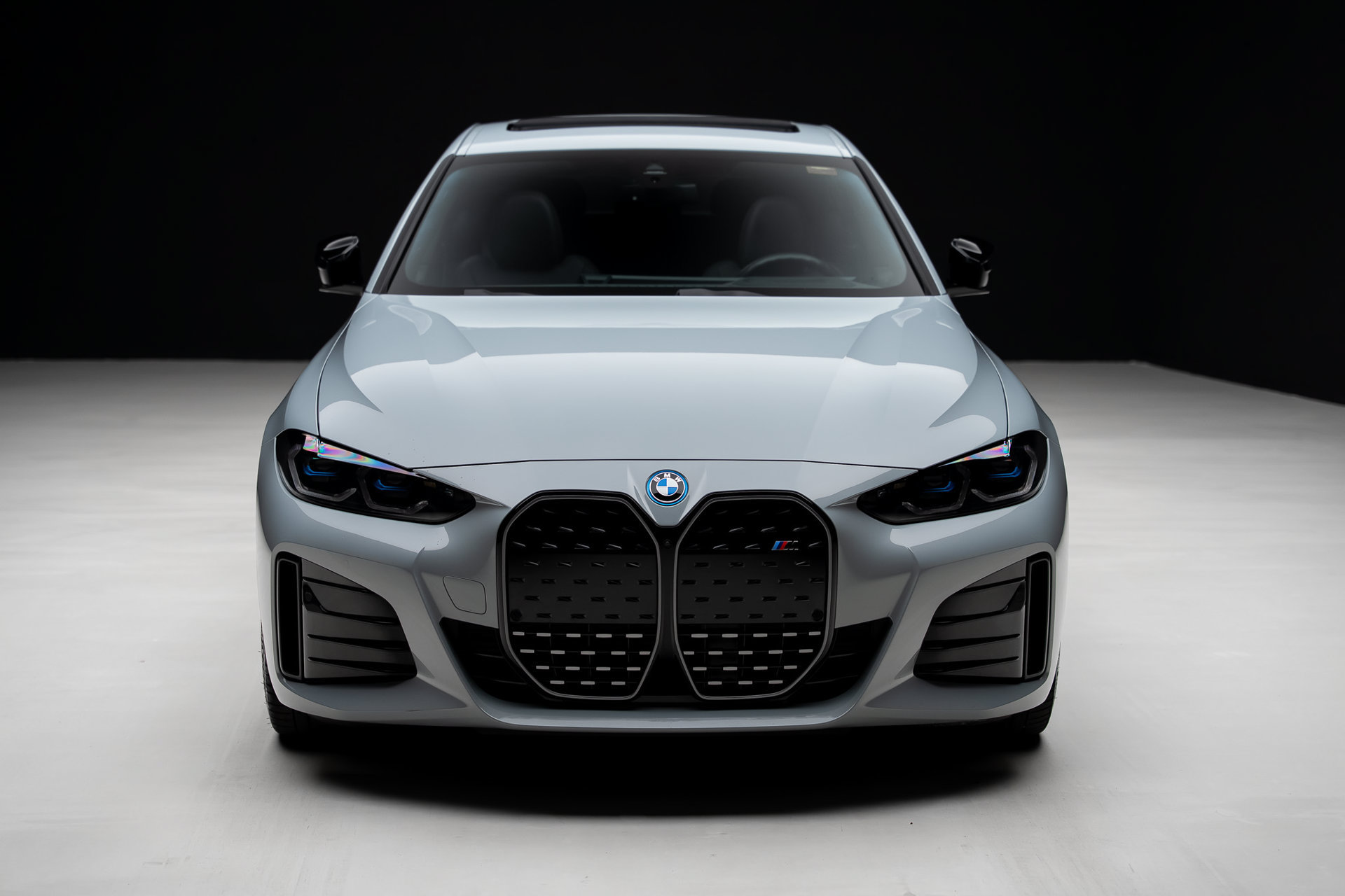 Used 2023 BMW i4 M50 w/ Premium Package AWD/4WD image 7