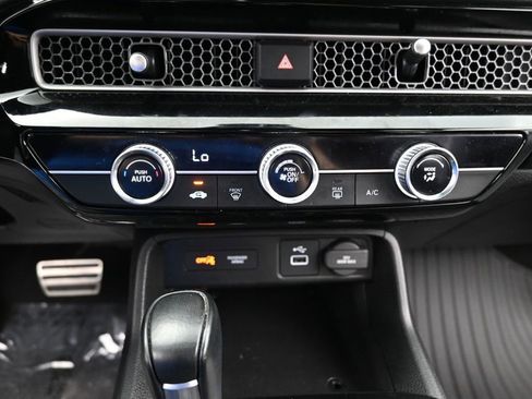 Used 2023 Honda Civic Sport image 23