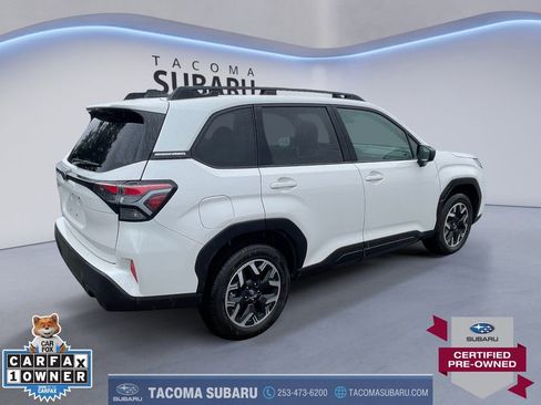 Certified 2025 Subaru Forester Premium AWD/4WD image 5