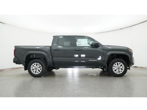 New 2025 Toyota Tacoma SR5 image 27