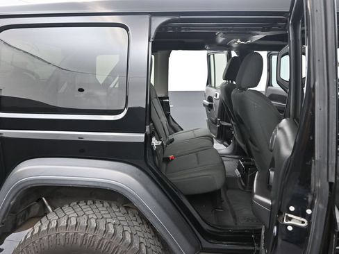 Used 2021 Jeep Wrangler Unlimited Sport w/ Sun And Sound Package AWD/4WD image 33