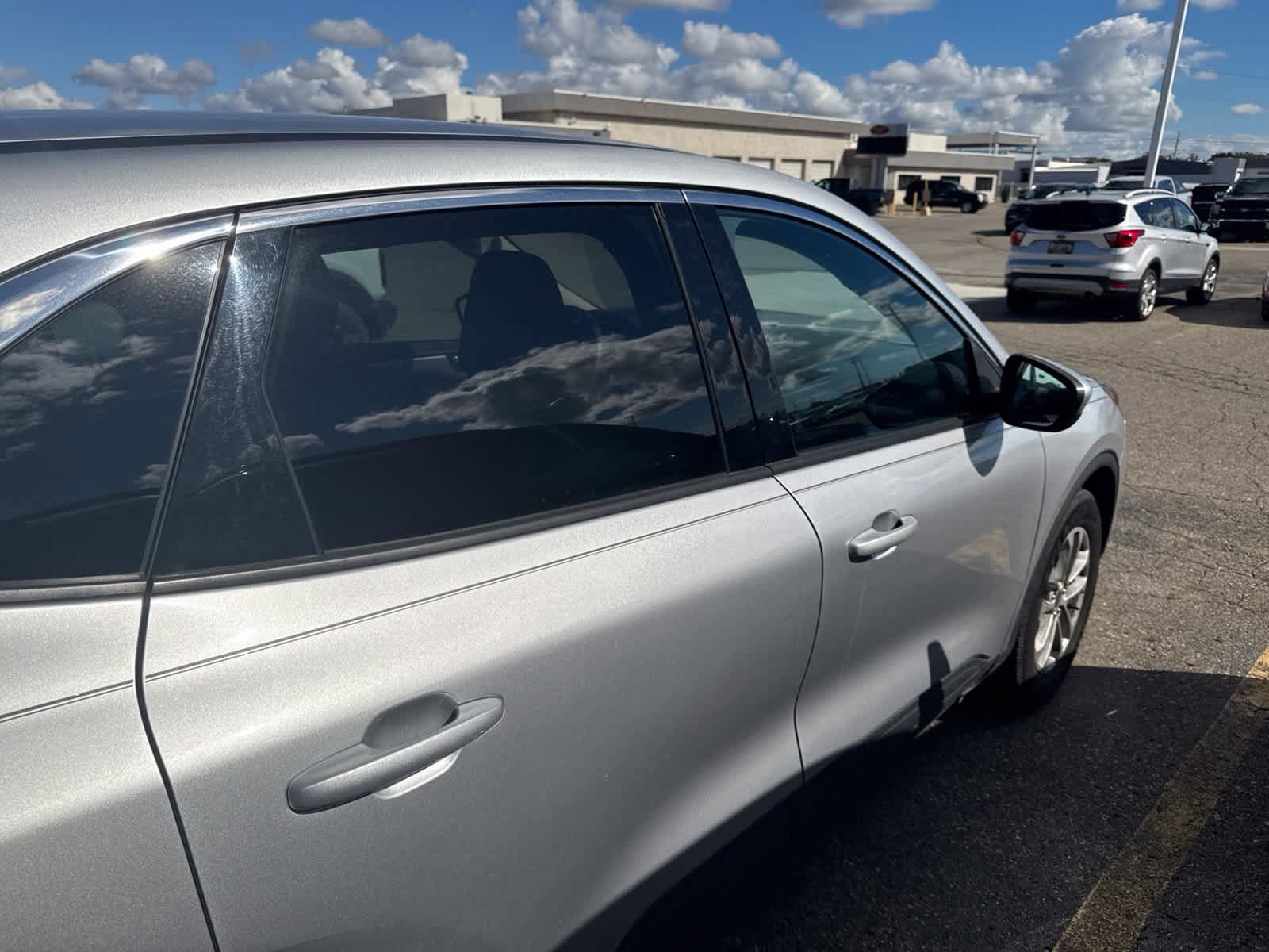 Used 2020 Ford Escape SE AWD/4WD image 4