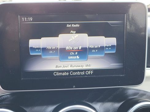 Used 2019 Mercedes-Benz GLC 300 image 29