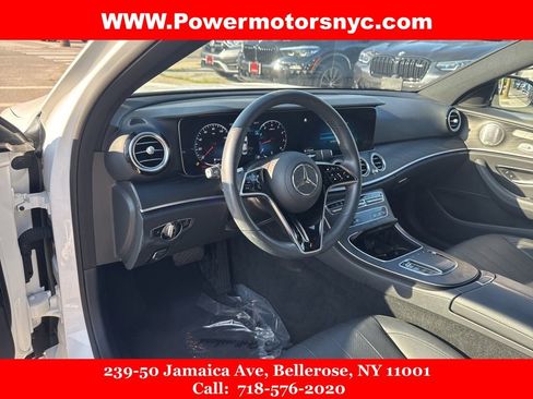 Used 2022 Mercedes-Benz E 350 4MATIC Sedan w/ AMG Line Exterior image 29