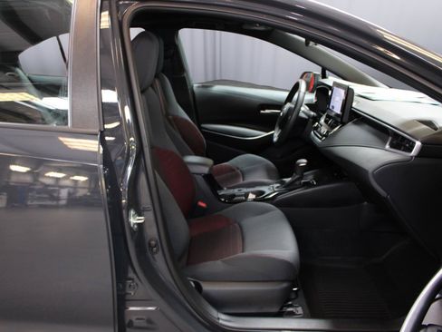 Used 2024 Toyota Corolla SE w/ SE Premium Package FWD image 37