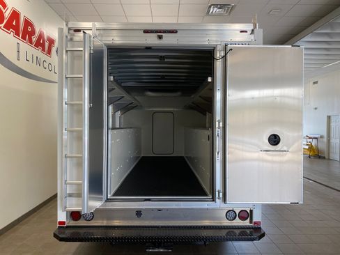 New 2026 Ford E-450 and Econoline 450 Super Duty w/ Power Equipment Group image 9