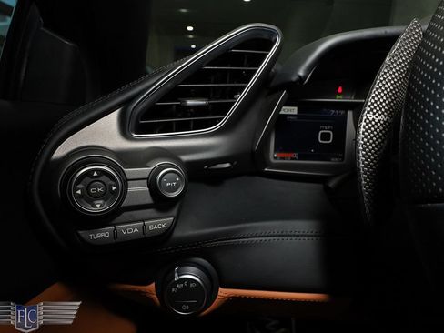 Used 2018 Ferrari 488 GTB RWD image 27