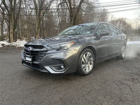 Certified 2025 Subaru Legacy Limited image 4