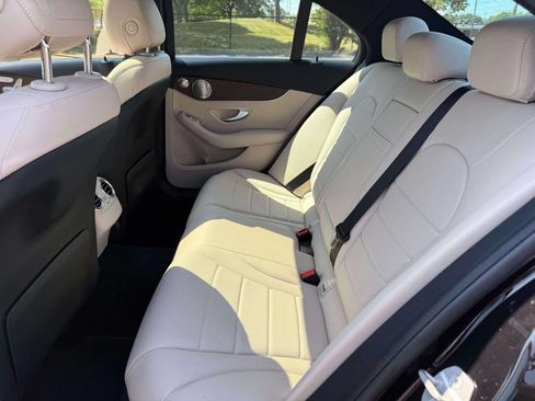 Used 2021 Mercedes-Benz C 300 4MATIC Sedan image 13