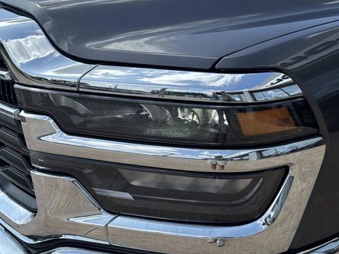 Used 2026 RAM 2500 Big Horn AWD/4WD image 9