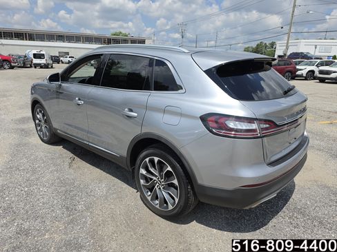 Used 2023 Lincoln Nautilus Reserve AWD/4WD image 8