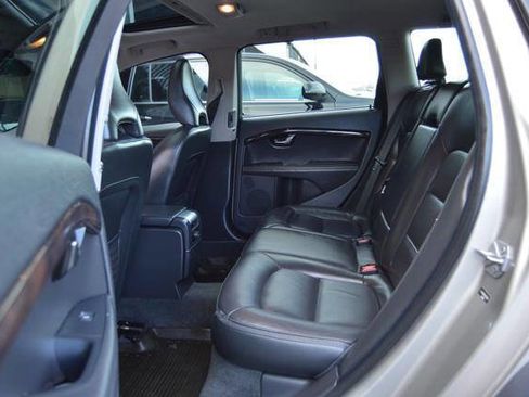 Used 2016 Volvo XC70 T5 Premier w/ Proximity Package image 47