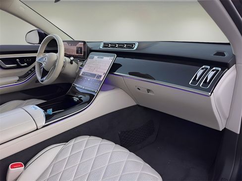 Used 2022 Mercedes-Benz S 580 4MATIC Sedan image 32
