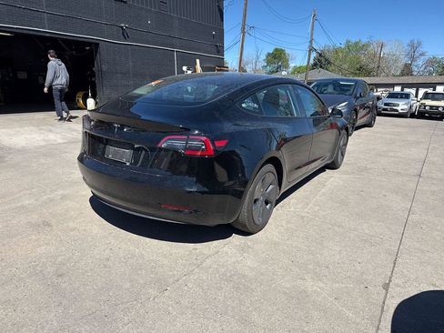 Used 2023 Tesla Model 3 Standard Range image 2