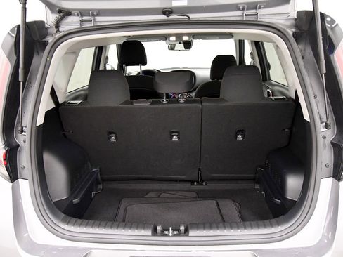 Certified 2025 Kia Soul LX w/ LX Technology Package FWD image 7