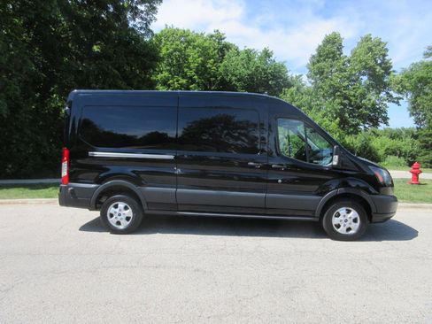 Used 2017 Ford Transit 250 148 Medium Roof RWD image 6