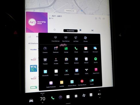 Used 2018 Tesla Model X 75D image 19