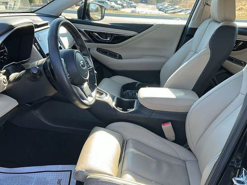 Certified 2025 Subaru Legacy Limited image 10