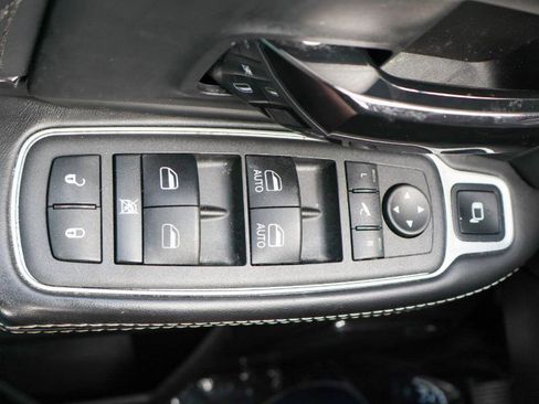 Used 2022 RAM 3500 Limited image 22