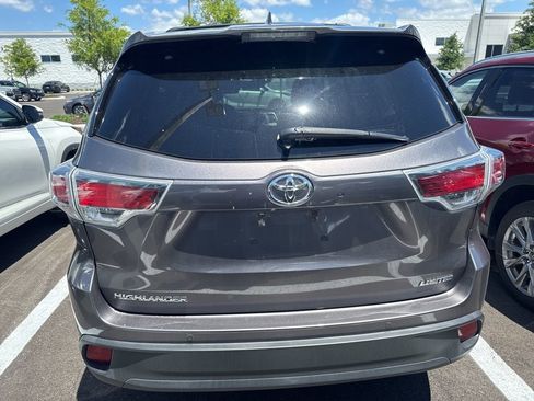 Used 2016 Toyota Highlander Limited Platinum image 5