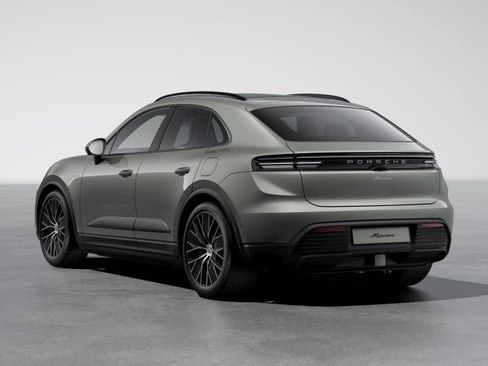 New 2025 Porsche Macan Electric image 3