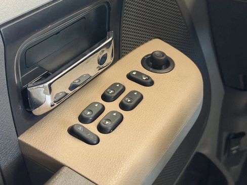 Used 2007 Ford F150 XLT AWD/4WD image 32
