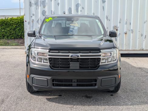 Certified 2024 Ford Maverick Lariat FWD image 9