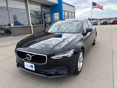 Used 2018 Volvo S90 T5 Momentum w/ Convenience Package