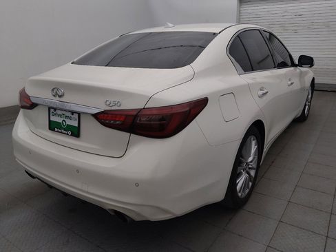 Used 2019 INFINITI Q50 Luxe w/ Essential Package (3.0T Luxe) RWD image 9
