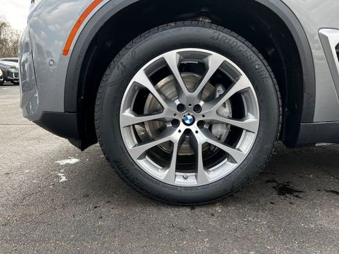 New 2026 BMW X5 sDrive40i w/ Premium Package image 9