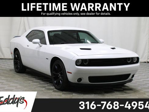 Used 2018 Dodge Challenger R/T w/ Blacktop Package RWD image 1