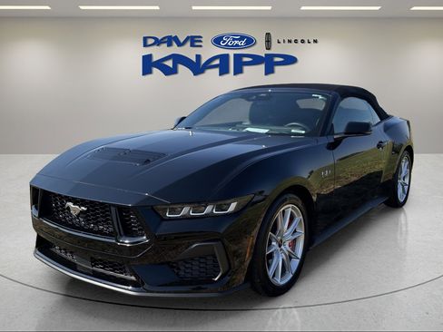 Used 2024 Ford Mustang GT Premium image 4