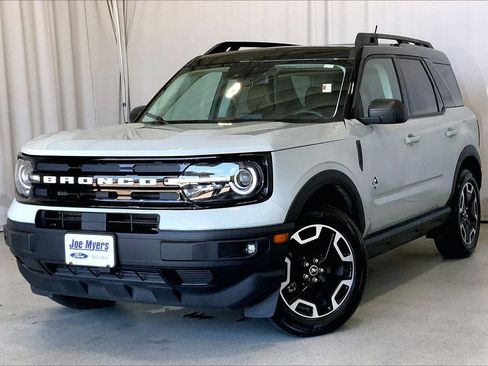Used 2024 Ford Bronco Sport Outer Banks w/ Tech Package AWD/4WD image 12
