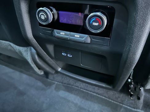 Certified 2025 Buick Enclave Sport Touring image 24