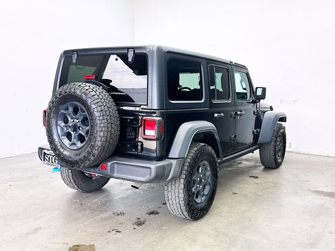 Used 2023 Jeep Wrangler Unlimited w/ 8.4" Radio Group AWD/4WD image 4