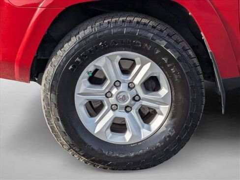 Used 2017 Toyota 4Runner SR5 image 23