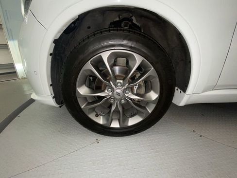 Used 2019 Dodge Durango R/T RWD image 10