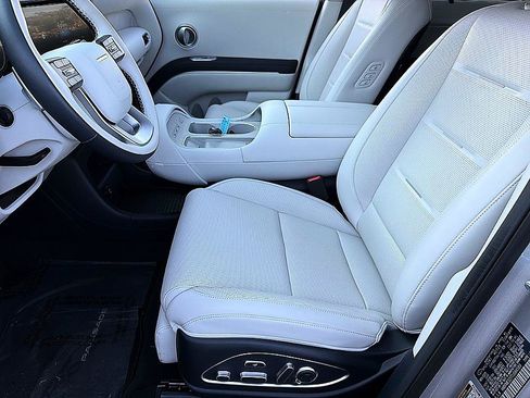 Used 2026 Hyundai Palisade Calligraphy AWD/4WD image 11