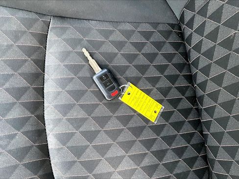 Used 2021 Mitsubishi Mirage ES image 31