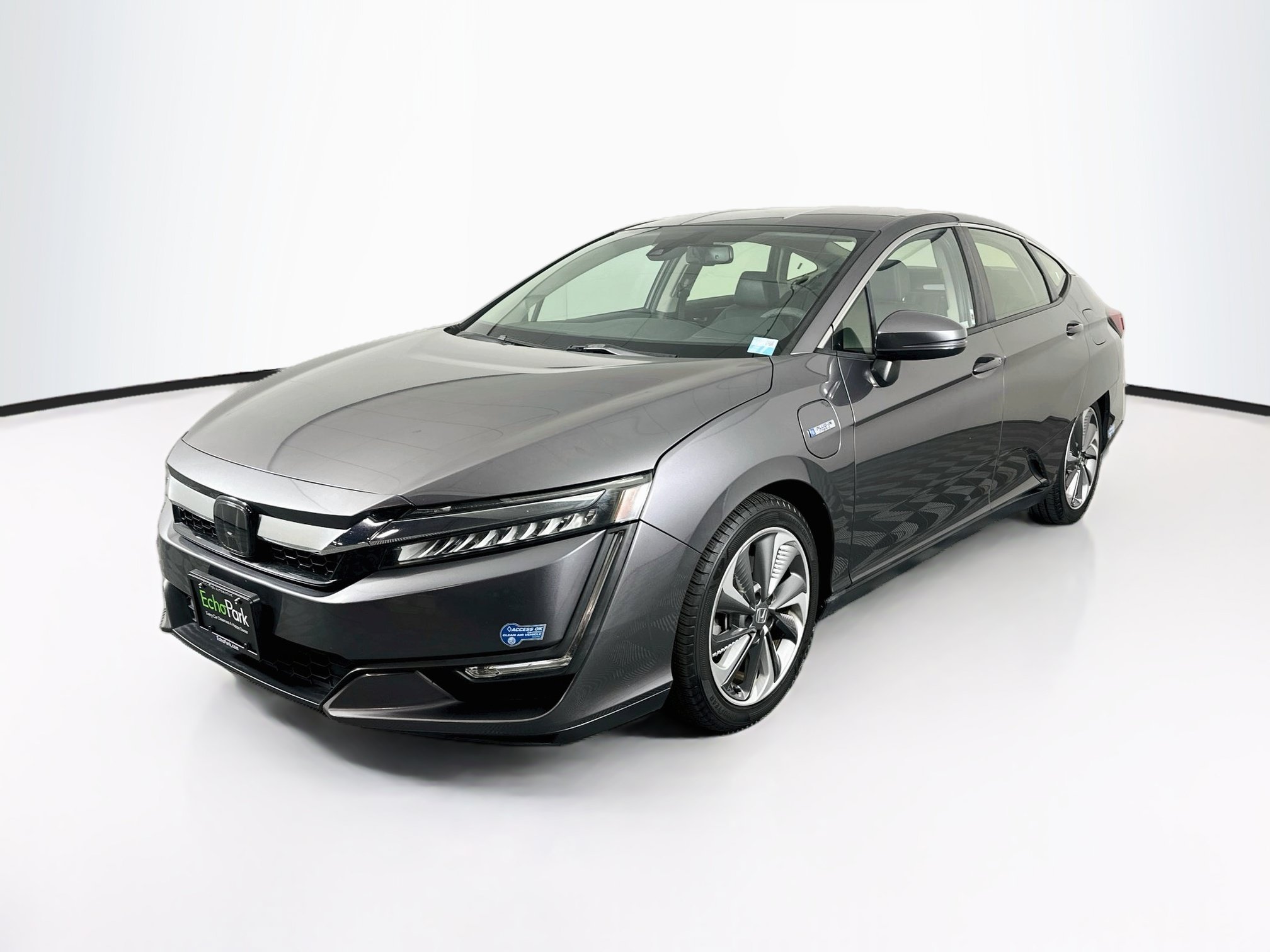 Used 2018 Honda Clarity Plug-In Hybrid image 3