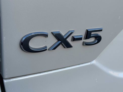 Used 2020 MAZDA CX-5 Sport FWD image 21