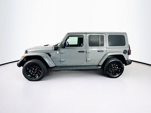 Used 2023 Jeep Wrangler Unlimited Sahara w/ Cold Weather Group AWD/4WD image 4