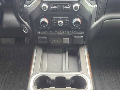 Used 2021 GMC Sierra 2500 Denali image 13