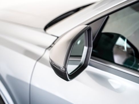 New 2026 Audi RS Q8 performance image 25