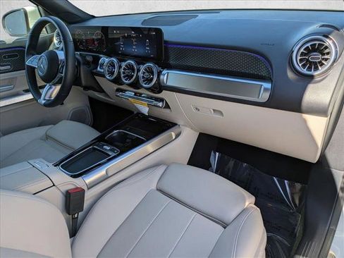 Certified 2025 Mercedes-Benz GLB 250 image 23
