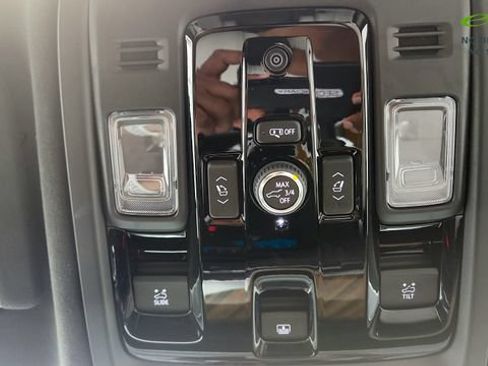 Used 2026 Cadillac Escalade Platinum Sport w/ LPO, ONYX Package AWD/4WD image 85
